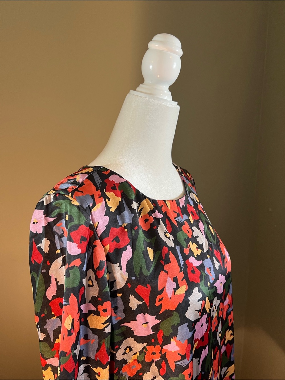 Floral Print Long Sleeve Midi Dress in Multi - Picture 3 of 5